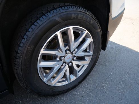 Used 2019 GMC Acadia SLE w/ GMC Pro Grade Package AWD/4WD image 35