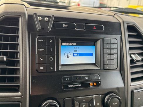 Used 2020 Ford F450 XL w/ Power Equipment Group image 30