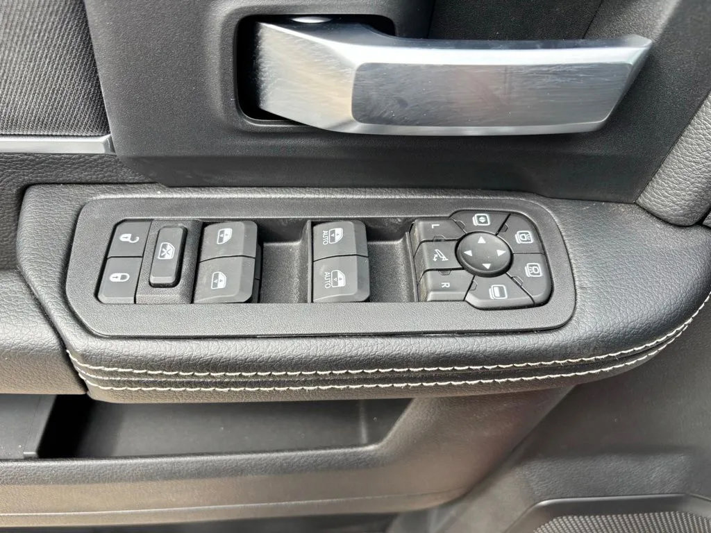 New 2026 RAM 2500 Big Horn AWD/4WD image 23