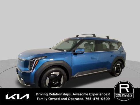 Used 2024 Kia EV9 Wind AWD/4WD image 4