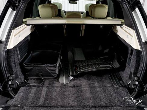Used 2025 Land Rover Range Rover Autobiography AWD/4WD image 17