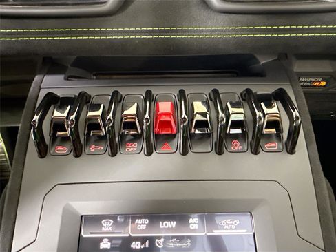 Used 2023 Lamborghini Huracan STO image 19