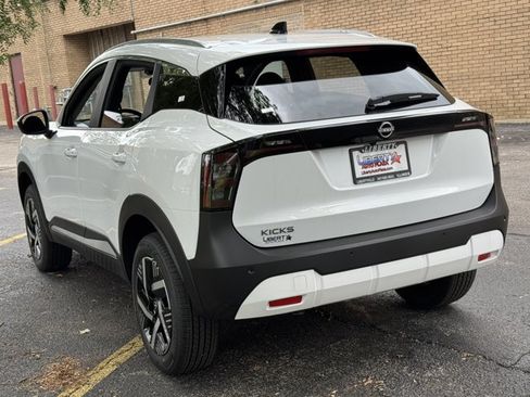 New 2026 Nissan Kicks SV w/ Cold Weather Package FWD image 21