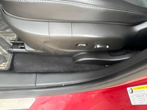 Used 2020 Buick Encore Preferred FWD image 27