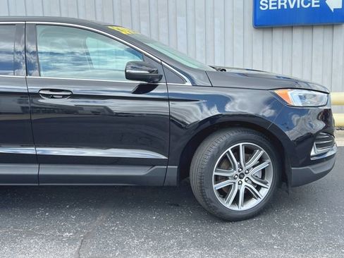 Used 2024 Ford Edge Titanium w/ Equipment Group 301A AWD/4WD image 17