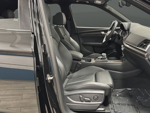 Used 2024 Audi Q5 e Premium Plus w/ Premium Plus Package AWD/4WD image 23
