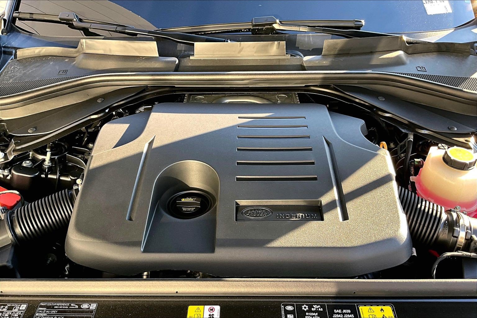 New 2027 Land Rover Range Rover Sport SE AWD/4WD image 11