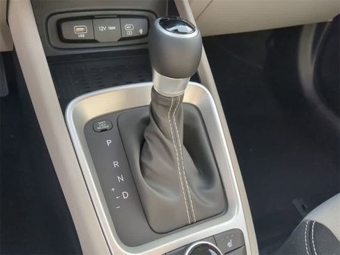 New 2026 Hyundai Venue SEL image 32