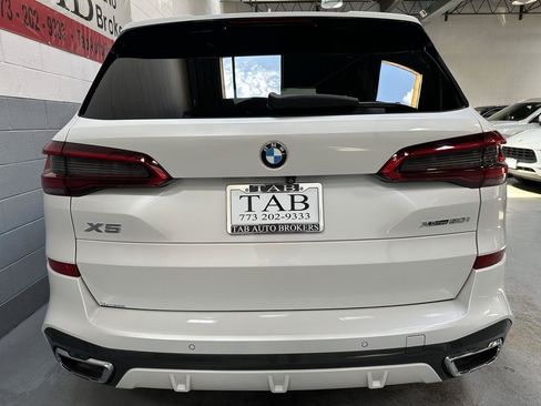 Used 2019 BMW X5 xDrive50i w/ M Sport Package AWD/4WD image 4