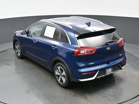 Used 2017 Kia Niro LX image 34