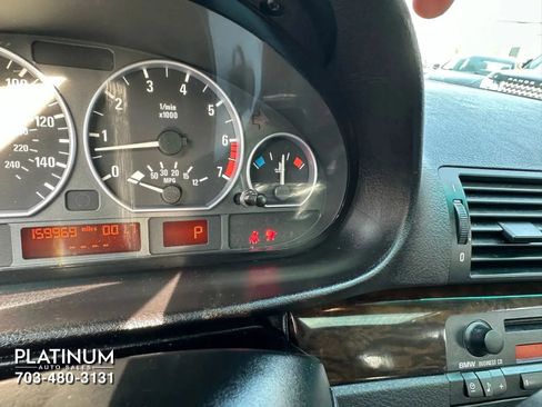 Used 2001 BMW 330i Sedan image 10