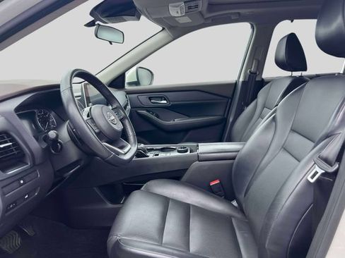 Used 2022 Nissan Rogue SV w/ SV Premium Package AWD/4WD image 17