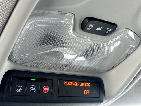 Used 2023 Chevrolet TrailBlazer LT FWD image 27