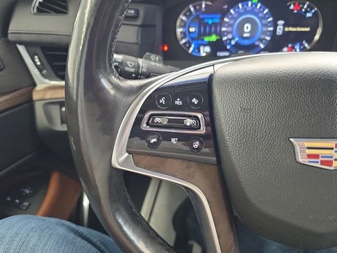 Used 2018 Cadillac Escalade ESV Premium Luxury AWD/4WD image 23