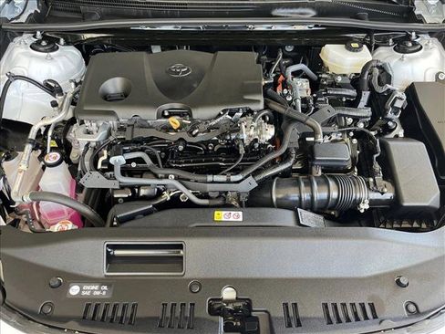 Used 2025 Toyota Camry SE image 22