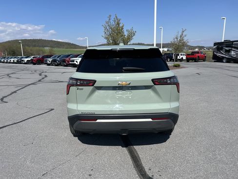 Used 2026 Chevrolet Equinox LT w/ Convenience Package II AWD/4WD image 6