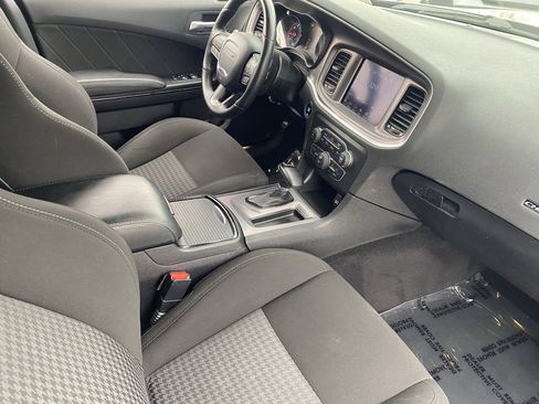 Used 2021 Dodge Charger R/T w/ Blacktop Package image 10