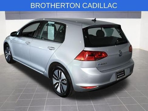Used 2016 Volkswagen e-Golf SE FWD image 3