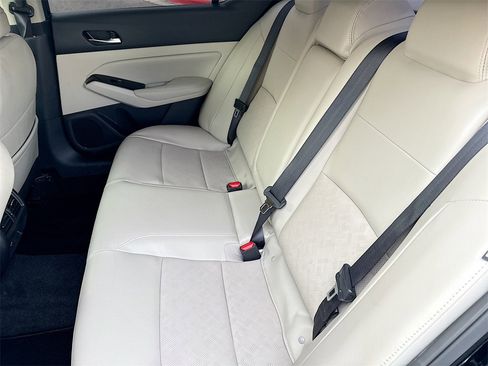 Used 2024 Nissan Altima 2.5 SL image 26