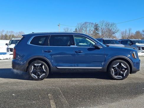Certified 2024 Kia Telluride S w/ S Sunroof Package image 7