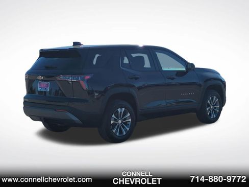 Used 2026 Chevrolet Equinox LT w/ Convenience Package II FWD image 5