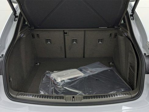 Used 2023 Porsche Macan S image 48