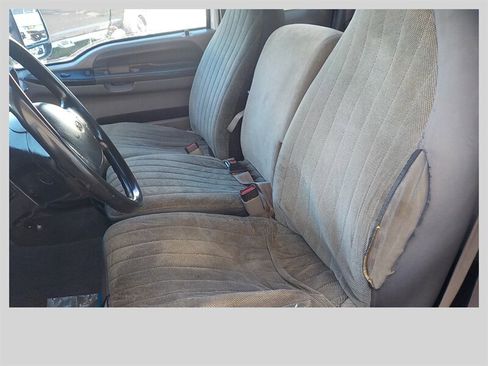 Used 2000 Ford F250 XL image 2