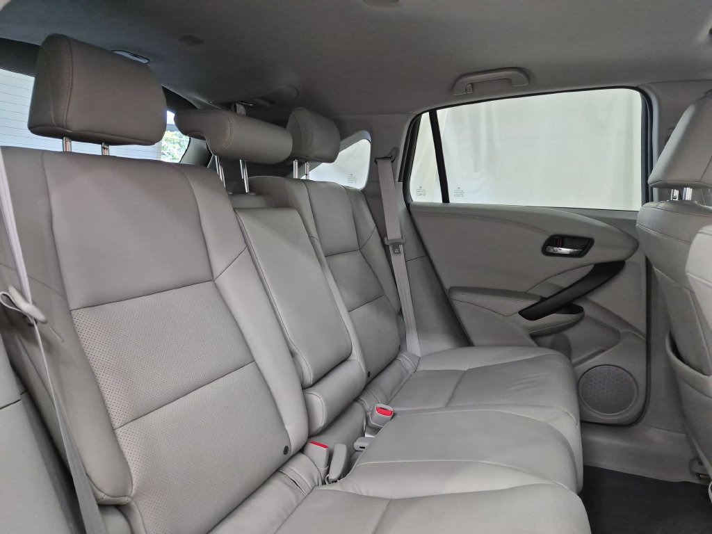 Used 2018 Acura RDX w/ Advance Package AWD/4WD image 32