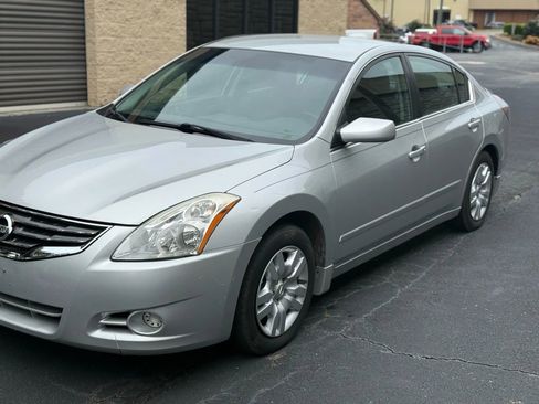 Used 2012 Nissan Altima 2.5 S w/ Value Pkg FWD image 40