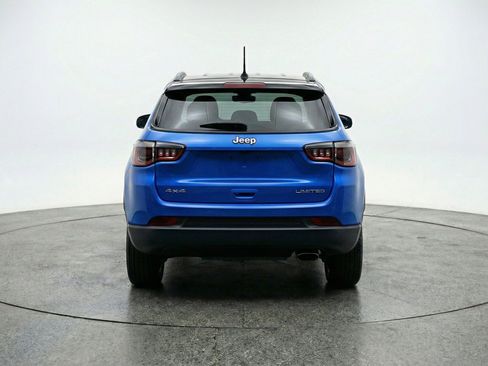Used 2025 Jeep Compass Limited AWD/4WD image 7