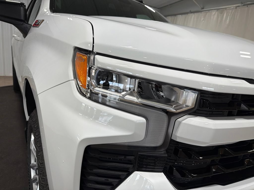 New 2026 Chevrolet Silverado 1500 RST AWD/4WD image 13