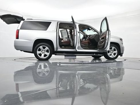 Used 2015 Chevrolet Suburban LTZ AWD/4WD image 58
