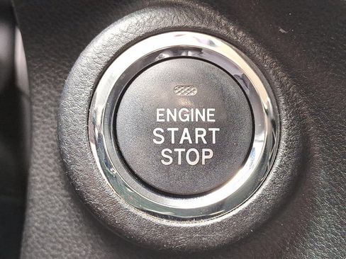 Certified 2022 Subaru Ascent Limited w/ Technology Package image 23