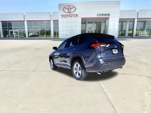 Used 2025 Toyota RAV4 XLE AWD/4WD image 21