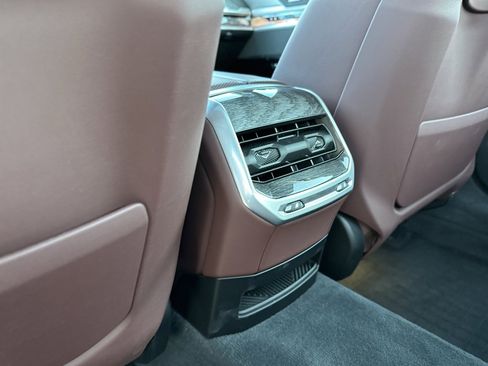 Certified 2023 BMW 760i xDrive image 26