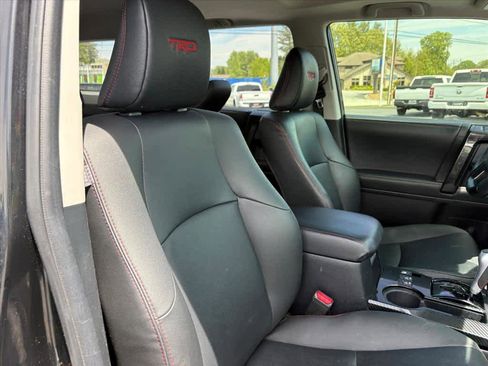 Used 2024 Toyota 4Runner TRD Off-Road Premium w/ Moonroof Package AWD/4WD image 5