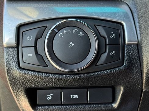 Used 2016 Ford Explorer Sport image 24