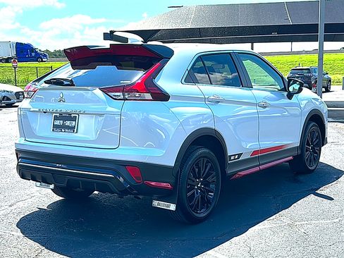 Used 2024 Mitsubishi Eclipse Cross LE image 8