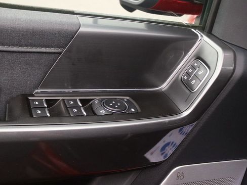 Used 2022 Ford F150 Lariat w/ Equipment Group 502A High image 14