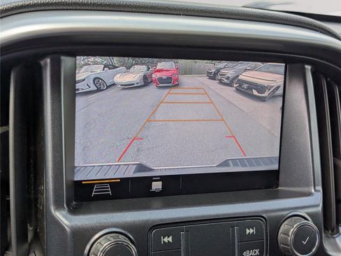Used 2020 Chevrolet Colorado LT RWD image 26