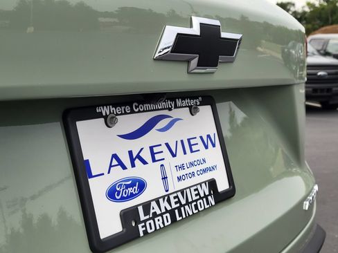 Used 2025 Chevrolet Trax ACTIV FWD image 32