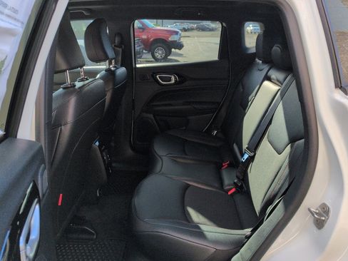 New 2026 Jeep Compass Trailhawk image 19