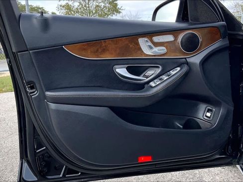 Used 2017 Mercedes-Benz C 300 Sedan image 21