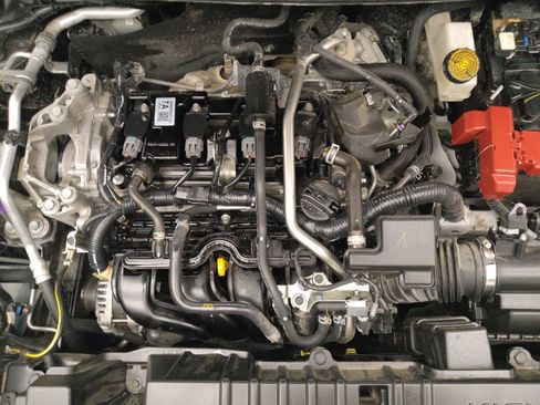 Used 2025 Nissan Kicks SV FWD image 30