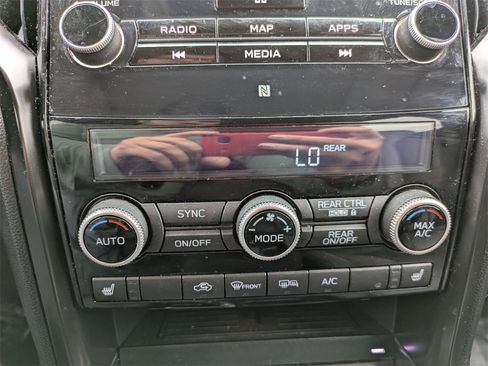 Used 2022 Subaru Ascent Onyx Edition image 21