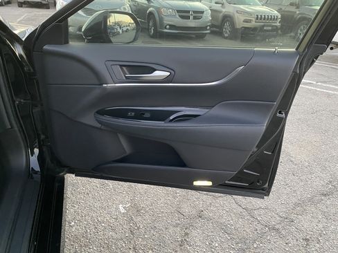 Used 2022 Toyota Mirai XLE w/ Advanced Technology Package image 23