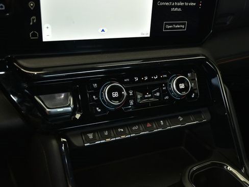 Certified 2024 GMC Sierra 2500 AT4 image 44