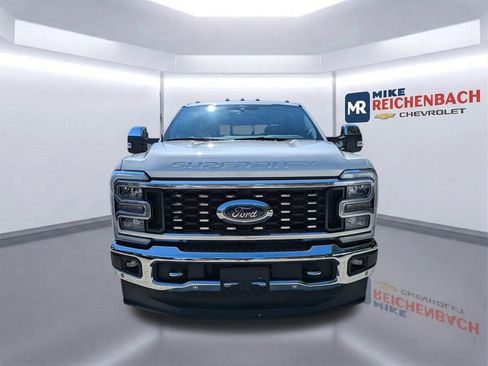 Used 2024 Ford F350 Lariat w/ Lariat Ultimate Package AWD/4WD image 9
