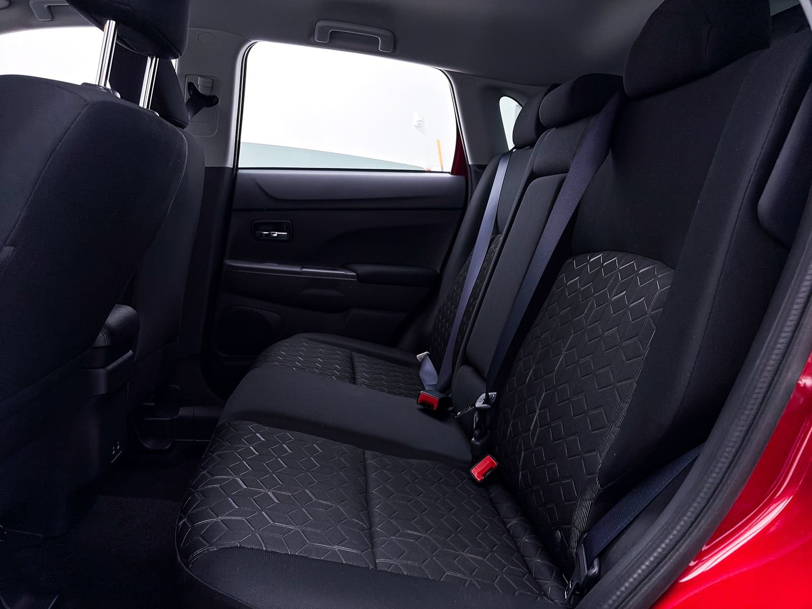 Used 2026 Mitsubishi Outlander Sport LE AWD/4WD image 21