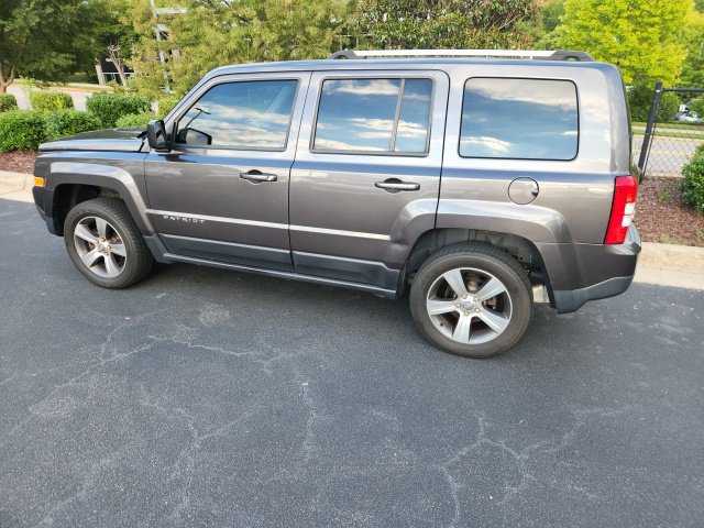Used 2016 Jeep Patriot High Altitude AWD/4WD image 2